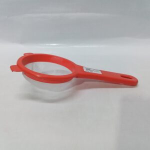 PLASTIC TEA AND COFFEE STRAINER