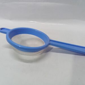 PLASTIC TEA AND COFFEE STRAINER
