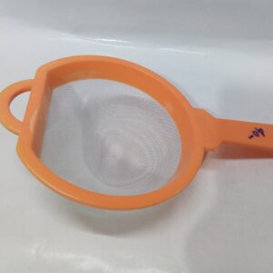 PLASTIC JUICE AND SOUP STRAINER