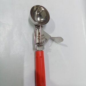 Ice cream scooper