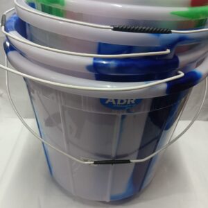 PLASTIC BUCKETS WITH HANDLE AND VARIOUS SIZE