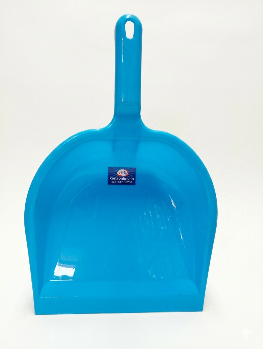 plastic dustpan