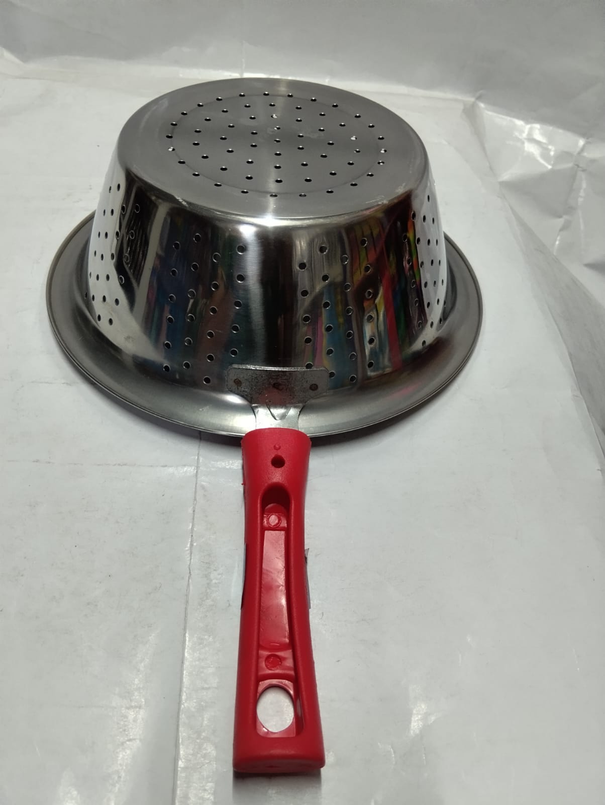 Stainless Steel Vegetable Strainer With Handle - Image 3