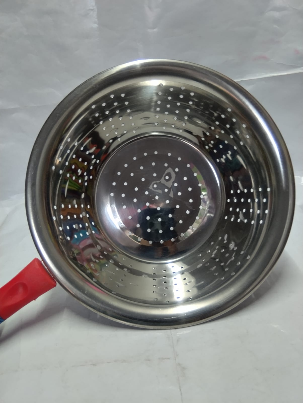 Stainless Steel Vegetable Strainer With Handle - Image 2