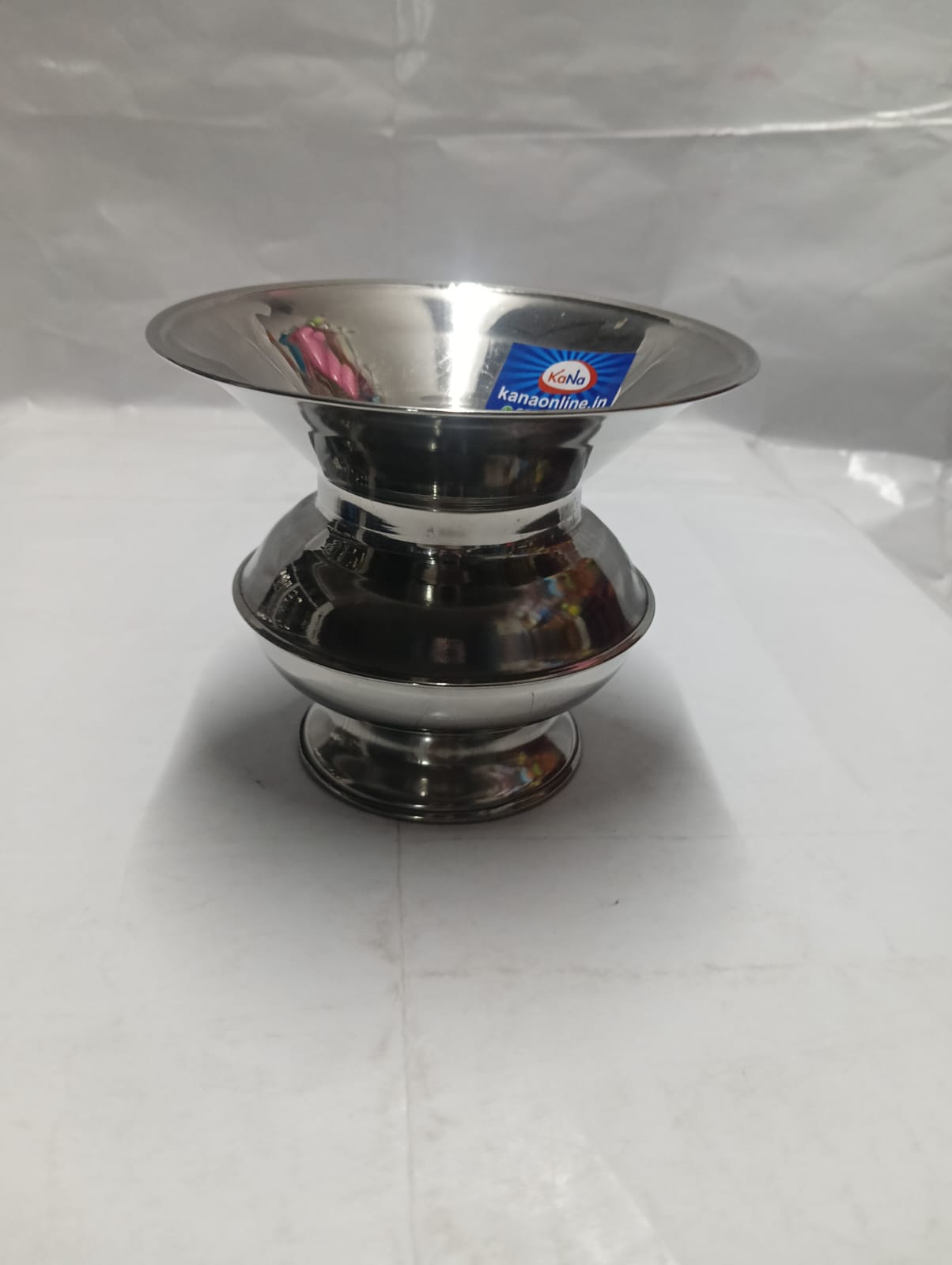 Stainless Steel KUMBA (Stainless Steel Betel Spittoon with Stand Base)