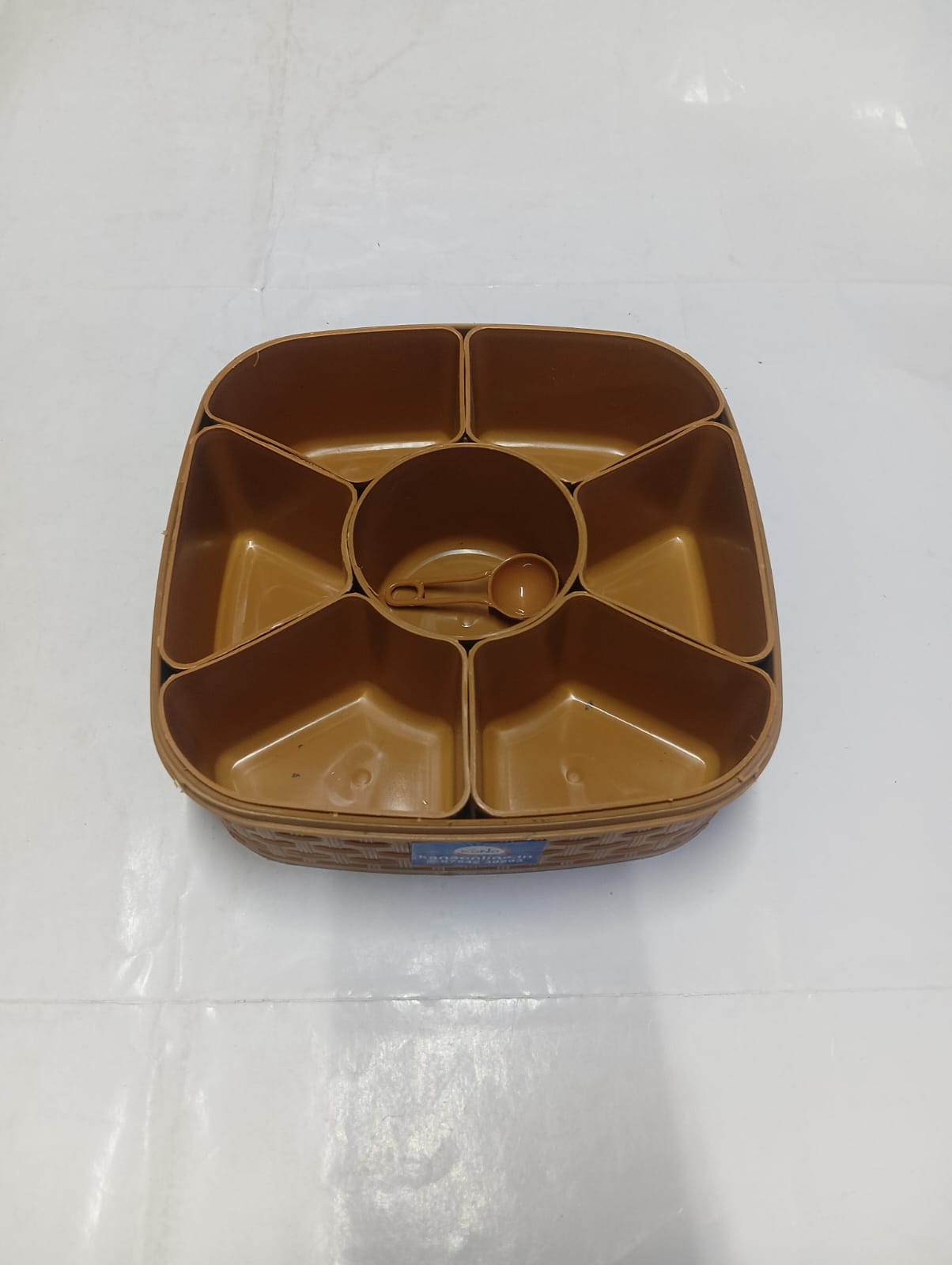 Premium 7-Compartment Woven Textured Plastic Spice Box (Masala Dabba) with Airtight Lid - Image 5