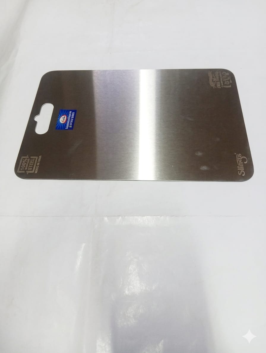 High-Quality Food-Grade Stainless Steel Chopping Board with Handle Grip - Image 2