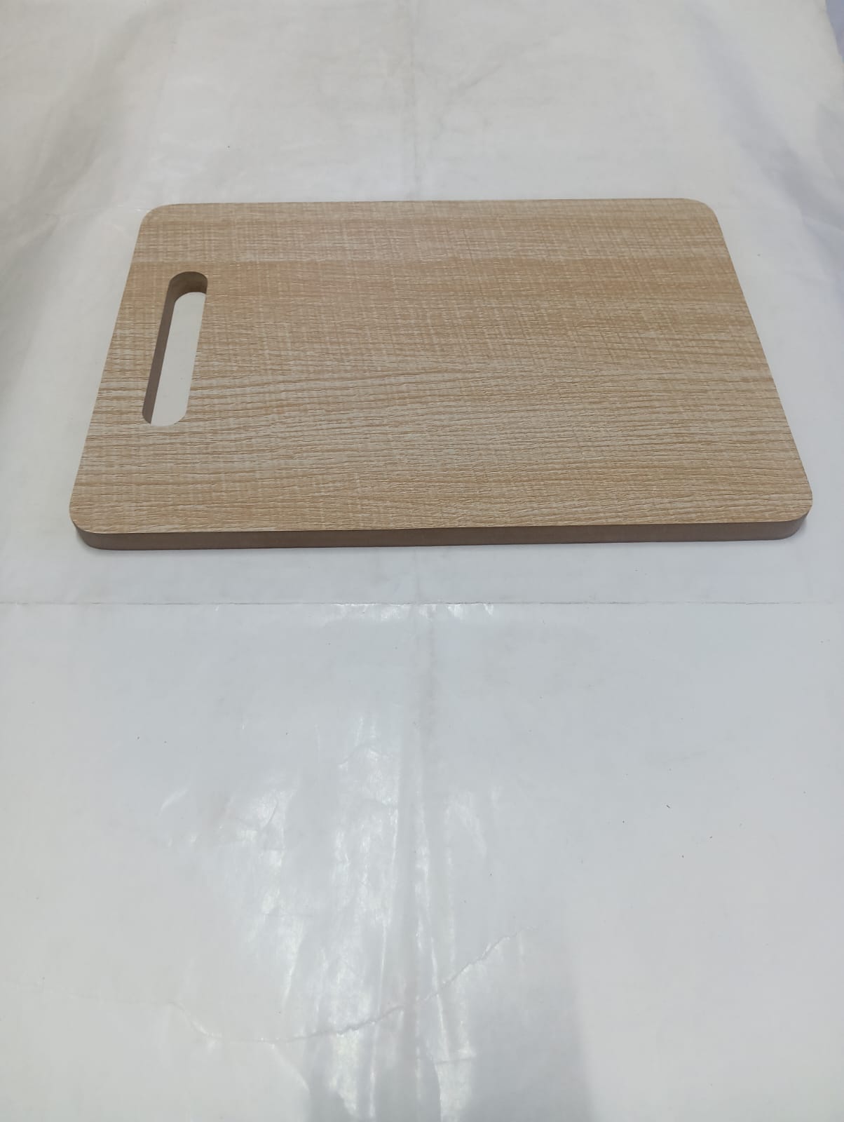 Wooden Chooping Board , Cutting Board with Natural Wood Texture & Easy-Grip Handle - Image 5