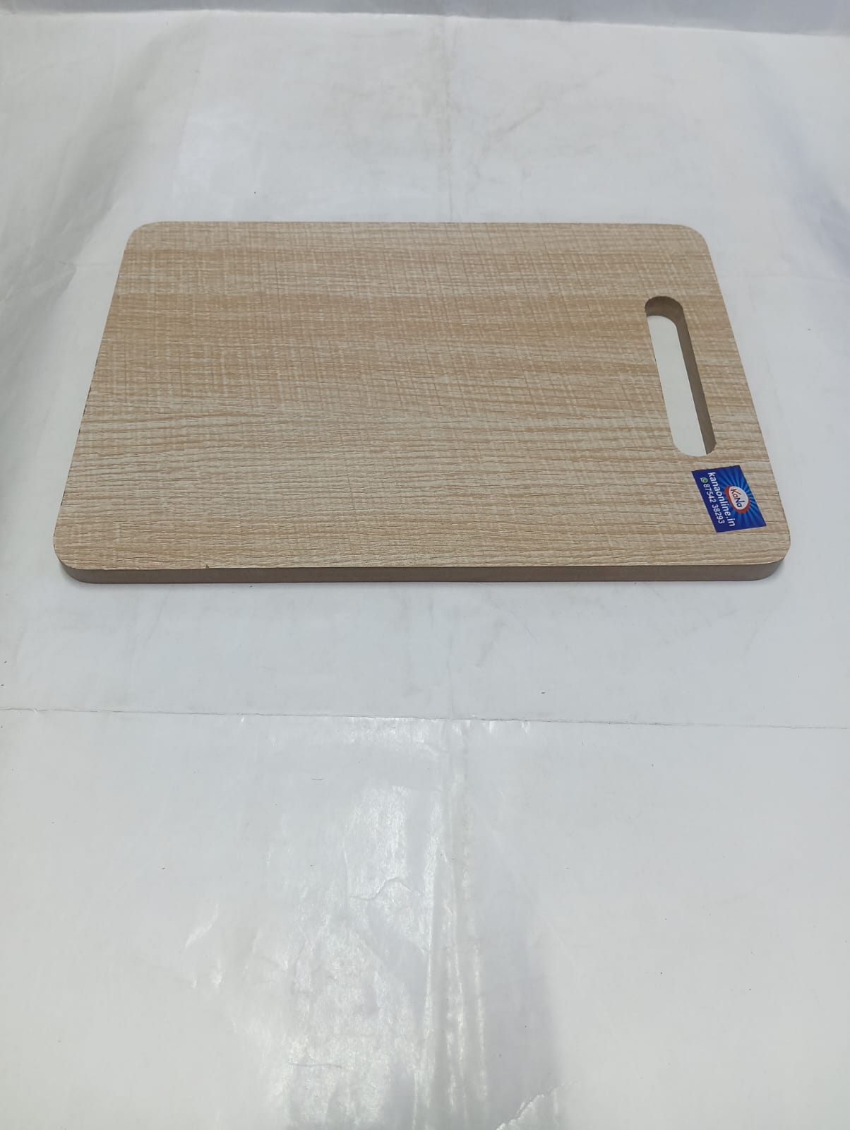 Wooden Chooping Board , Cutting Board with Natural Wood Texture & Easy-Grip Handle - Image 6