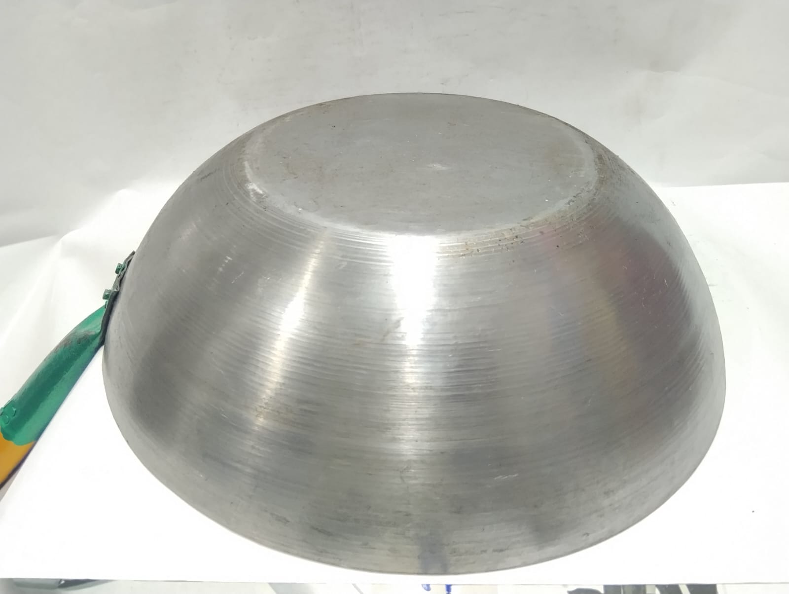 Iron Fried Rice Kadaai With Wooden Handle Set - Image 3