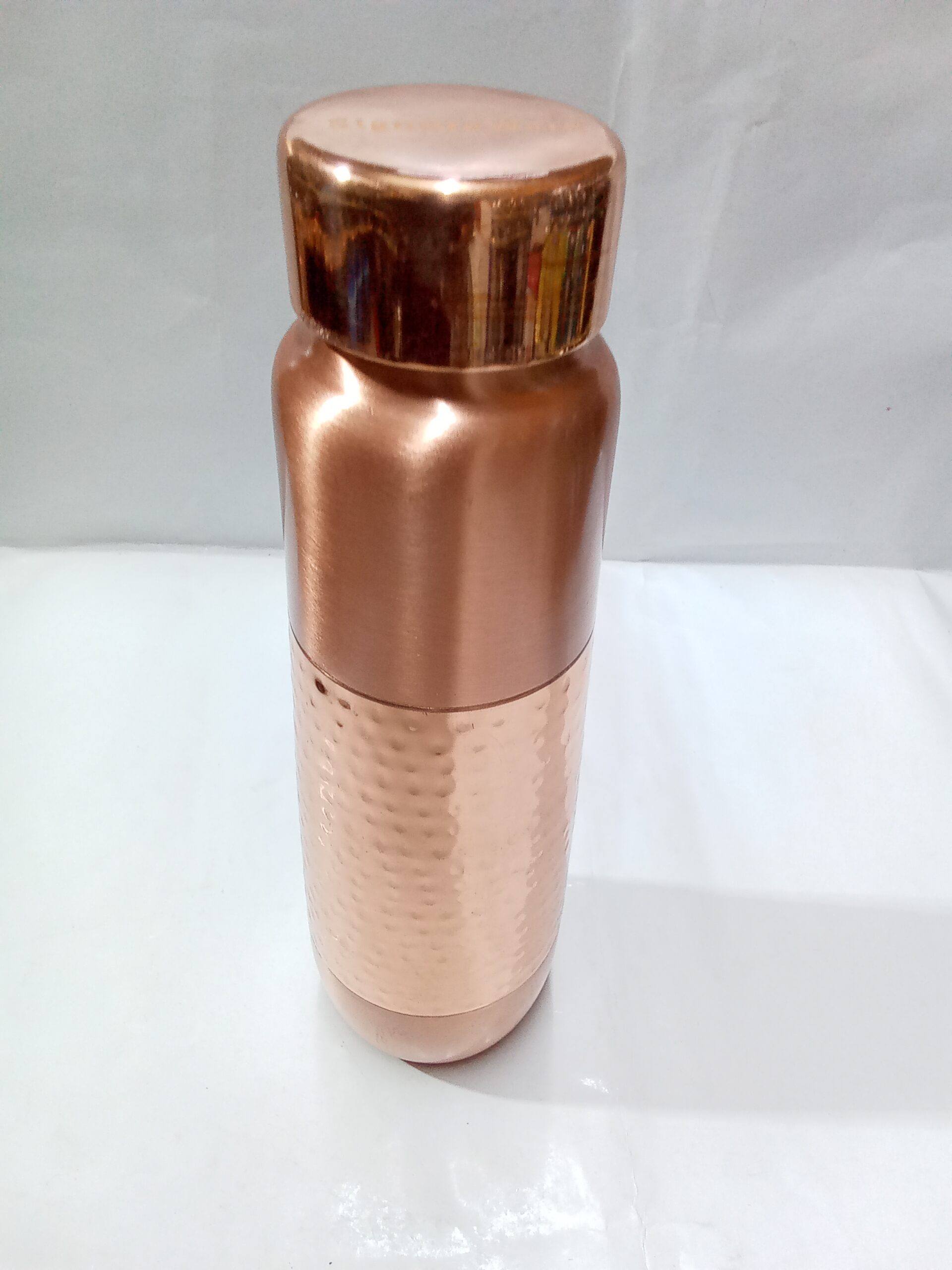SIGNORAWARE- RIPPLE COPPER BOTTLE HAMMERED (900ML) - Image 2