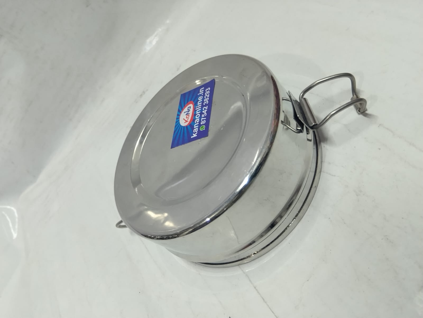 Premium Stainless Steel Round Lunch Box - Image 2