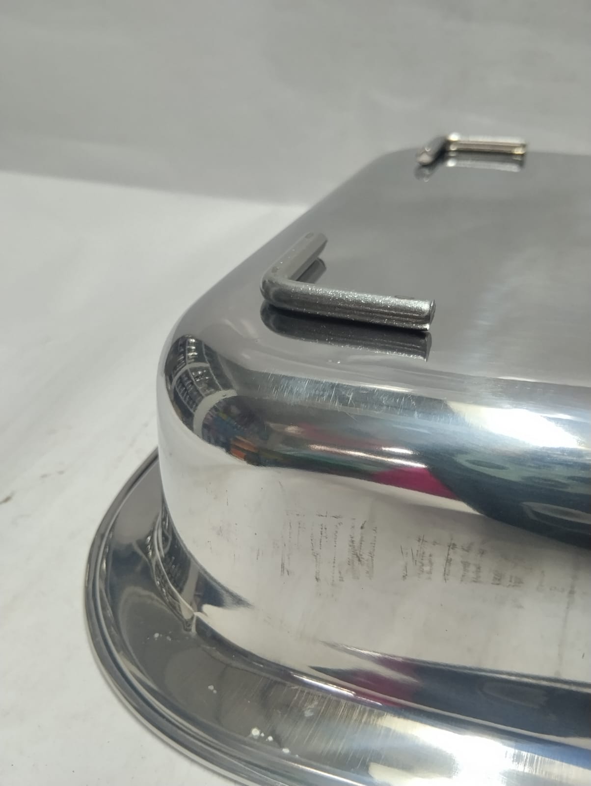 Premium Stainless Steel Rectangular Cake Tray With a Acrylic Hinged Clear Display Cover - Image 8