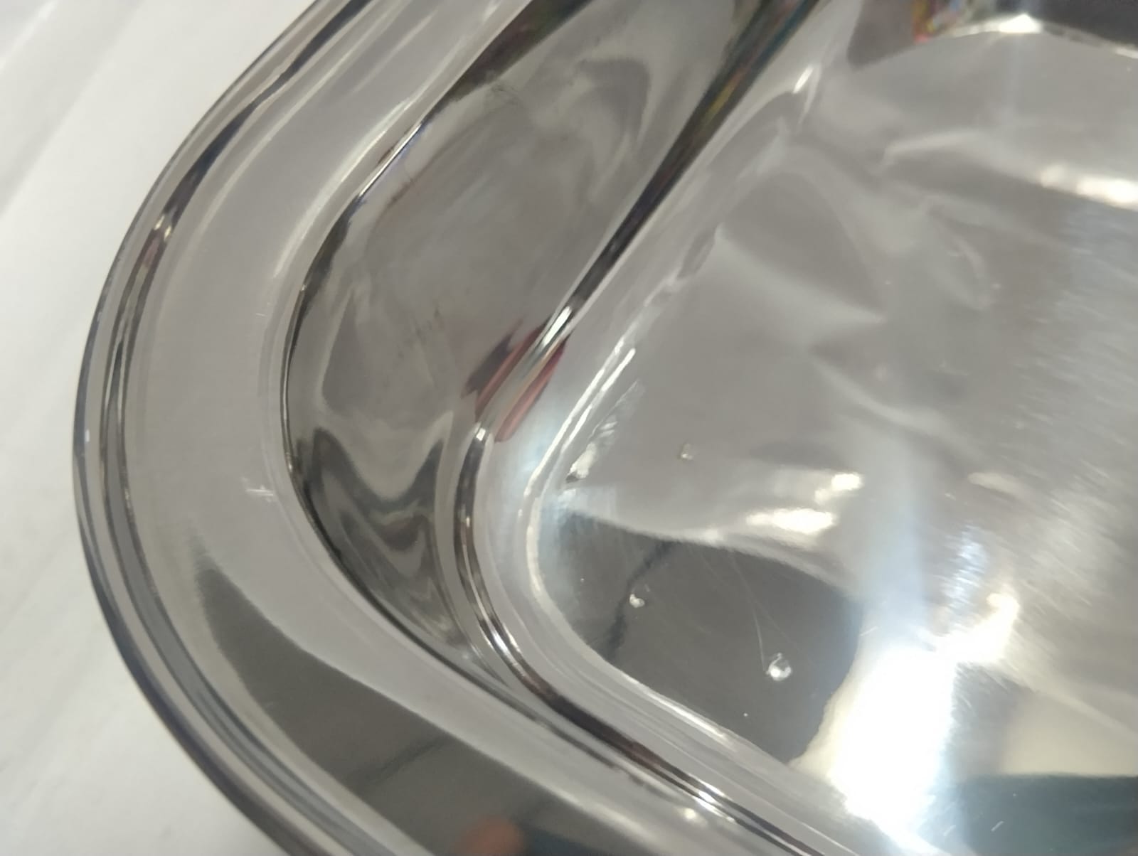 Premium Stainless Steel Rectangular Cake Tray With a Acrylic Hinged Clear Display Cover - Image 9